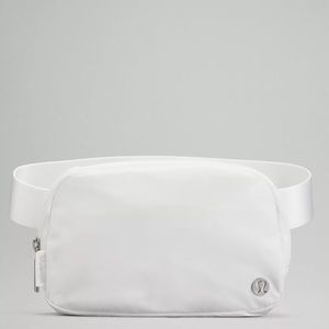 Lululemon Everywhere Belt Bag in White